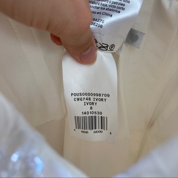 NWT Oleg Cassini CW748 Wedding Dress - Picture 14 of 14